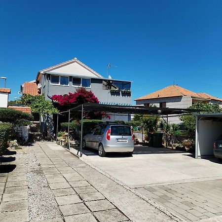 Apartments Ante Tribalj エクステリア 写真