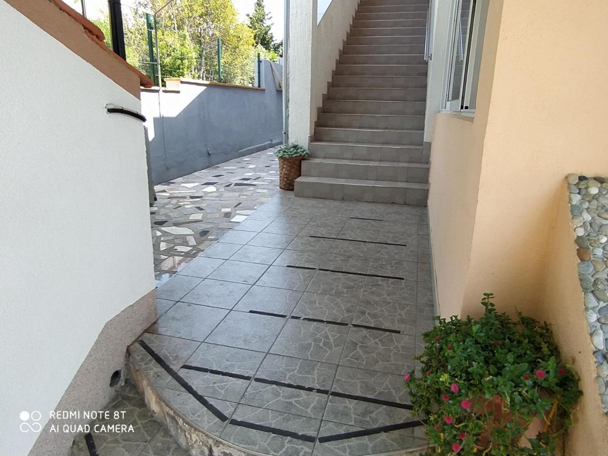 Apartments Ante Tribalj エクステリア 写真